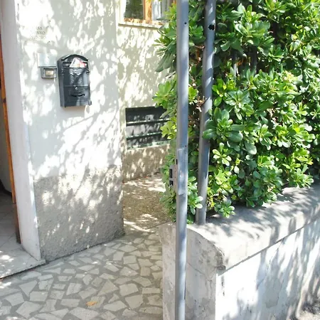 Casa Nonno Isidoro Apartment *